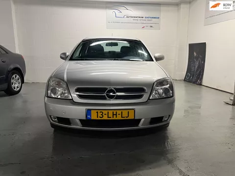 Opel Vectra 1.8-16V Comfort