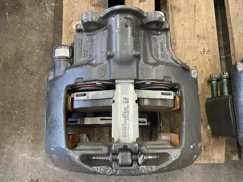 Mercedes-Benz A 9754207301 REMKLAUW (ALS NIEUW)