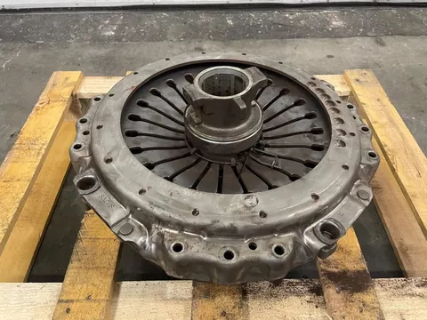 MAN 81.30305-0246 SACHS CLUTCH PRESSURE PLATE D3876 LF