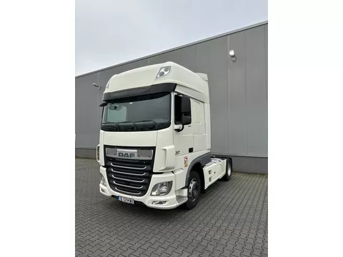 DAF XF 106.460 4x2 SUPER SPACE CAB EURO 6 AUTOMATIC TRANSMISION MX ENGINE BRAKE DAF XF 106.460 4x2 SUPER SPACE CAB EURO 6 AUTOMATIC TRANSMISION MX ENGINE BRAKE