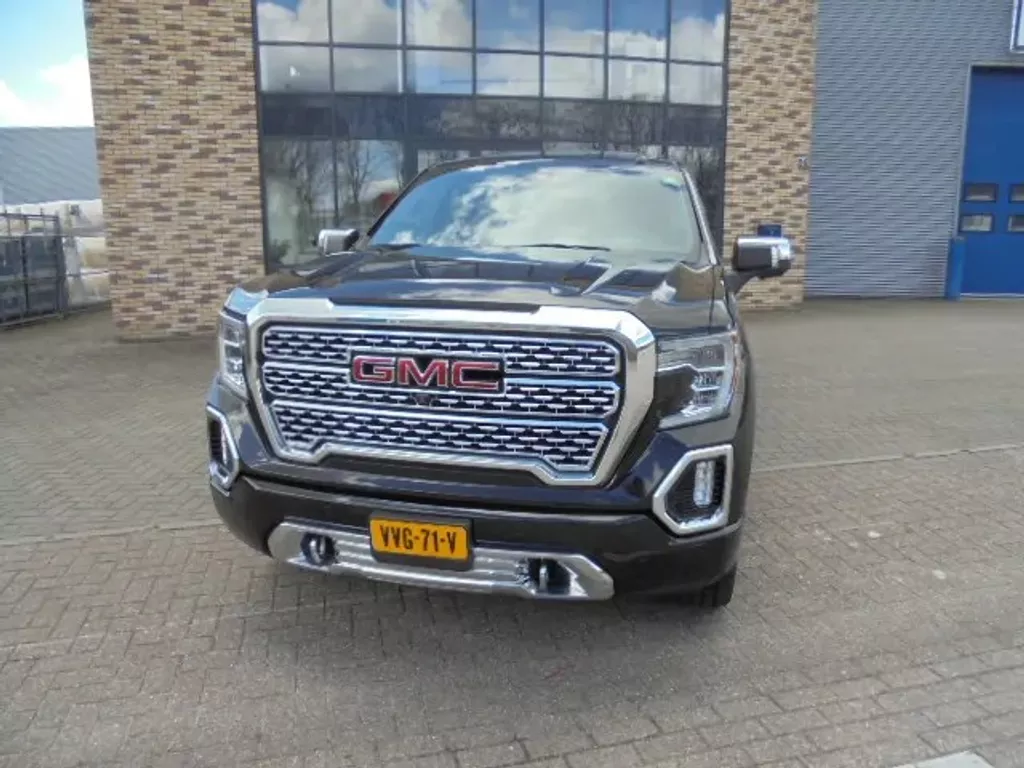 GMC Sierra Denali 6.2 V8 AT4 Carbon Pro Voll alle Opties