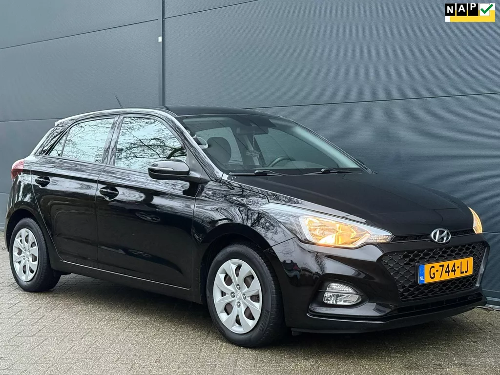Hyundai I20 1.0 T-GDI i-Motion 1STE EIGENAAR | 74514 KM | CRUISE | BTW | AIRCO | NWE APK