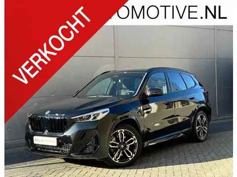 BMW X1 xDrive25e M-Sport, Panoramadak, 19&quot; LM velgen, Leren bekleding
