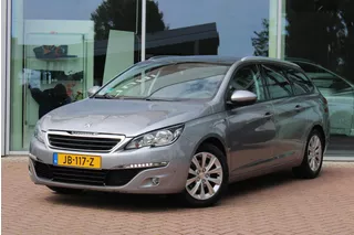 Peugeot 308 SW 1.2 PureTech Style PANORAMADAK - TREKHAAK