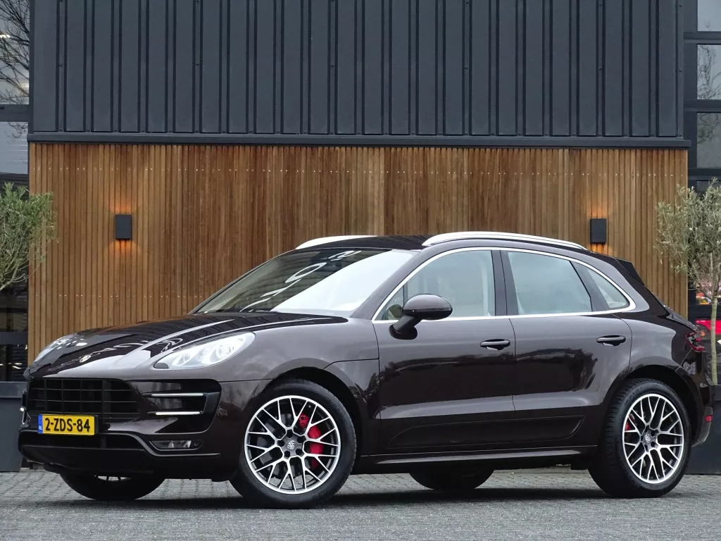 Porsche Macan 3.6 Turbo 400PK / PDLS+ / Exclusive / Sport Chrono *NAP*
