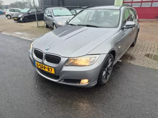 BMW 3-serie Touring 320d 184pk 6bak groot navi trekhaak Apk 03-26