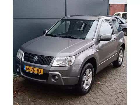 Suzuki Grand Vitara 1.6 16V Exclusive Suzuki Grand Vitara 1.6 16V Exclusive