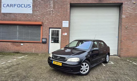 Opel Astra 1.6-16V Edition