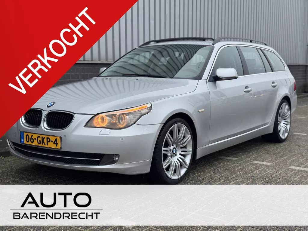 BMW 5-serie Touring 520d Business Line Panoramadak \ Leder