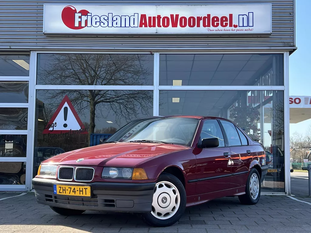 BMW 3-serie 318i E36 / 116.000 KM / 1e eigenaar / Super Basis / 1991