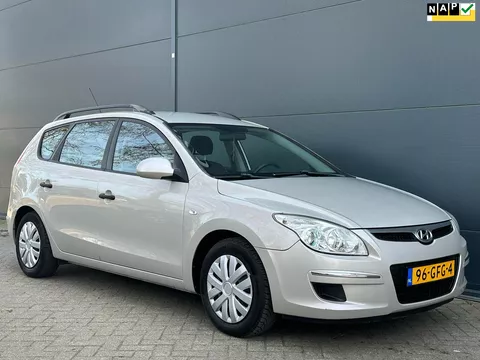 Hyundai I30 CW 1.6 CRDi Active Cool AIRCO | NAVI | ELEK RAMEN | TREKHAAK | NWE APK