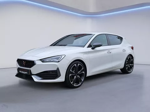 CUPRA Leon 1.4 e-Hybrid VZ Performance /Apple Carplay/Front-Side-Lane-Travel Assist/Dodehoek monitor/Stuur-Stoelverwarming/Lendesteunen verstelb./(MET GARANTIE*)