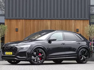 Audi Q8 4.0 TFSI V8T 601PK / RS keramisch / Carbon / B&amp;O / LED