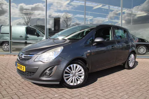 Opel Corsa 1.4-16V 100pk Connect Edition 5-drs Airco Navi Trekhaak