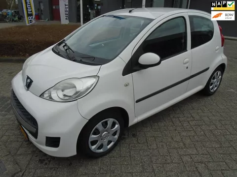 Peugeot 107 1.0-12V Sublime Airco Nieuwe Apk