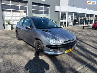 Peugeot 206 1.4 Air-line