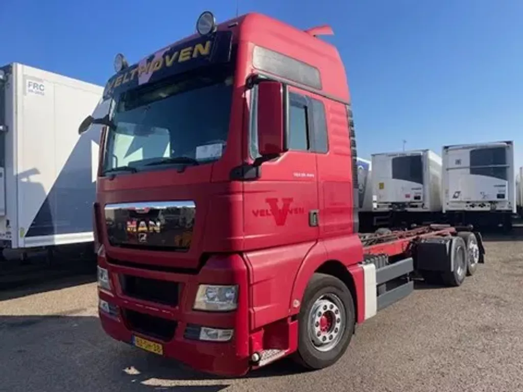 MAN TGX 26.440 Euro 5,6X2 NL Truck, BDF