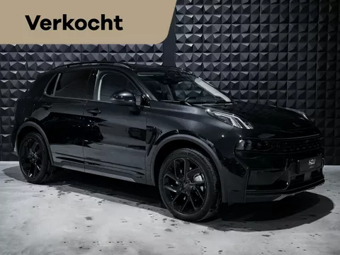 Lynk &amp; Co 01 | Black edition | Pano | Memory |