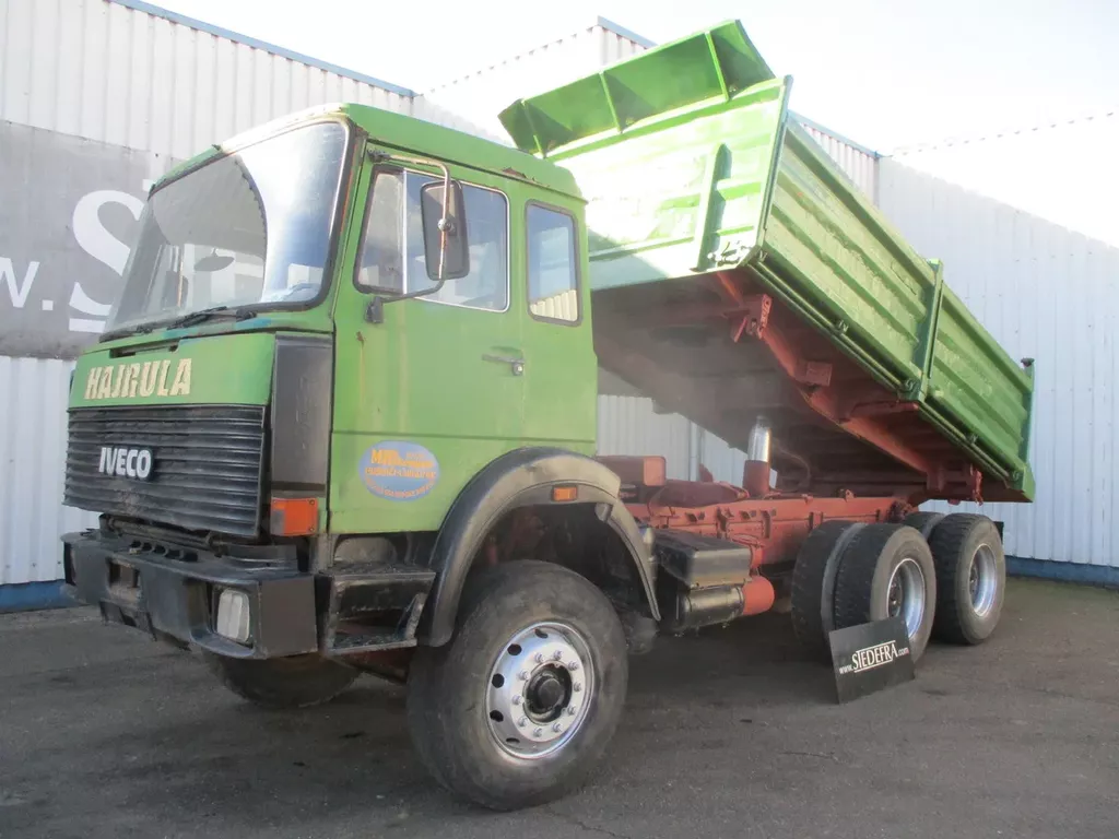 Iveco Magirus Deutz , 320 M 26 FK , V8 , ZF Manual , 3Way tipper , Spring suspension , Drum brakes