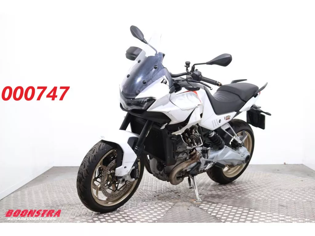 Moto Guzzi V100 Mandello LED Cruise BY 2023