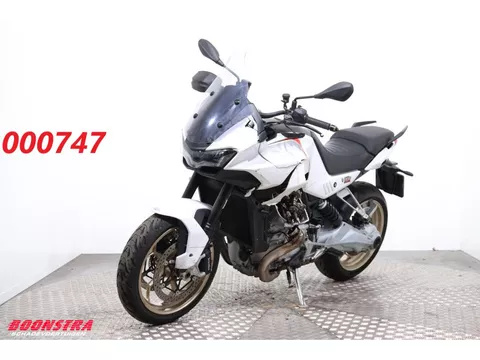Moto Guzzi V100 Mandello LED Cruise BY 2023