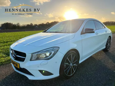 Mercedes-Benz CLA-klasse 180 Ambition  XENON / AUTOMAAT