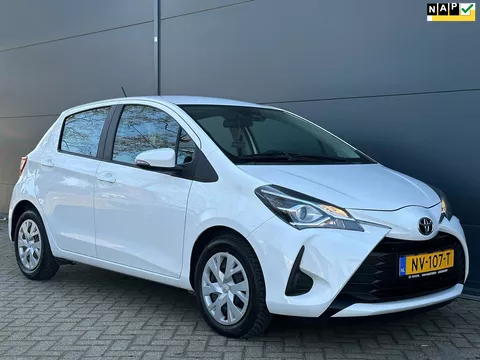 Toyota Yaris 1.0 VVT-i Aspiration 1STE EIGEN | CARPLAY | CAMERA | BTW