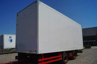 Schmitz Cargobull 2-assige aanhangwagen