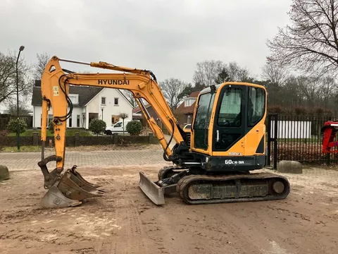 te koop hyundai robex 60CR-9A midigraver/graafmachine