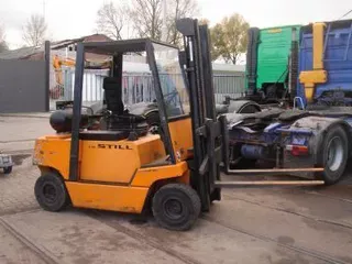 Still 3;5 TONS PR.TRUCKS