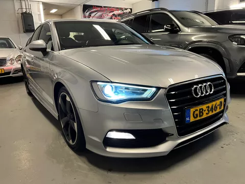 Audi A3 Limousine 1.6 TDI SEDAN S-LINE NAVI LEDER LED BJ-15