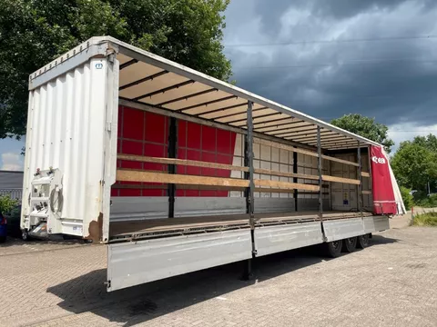 Krone SD 3 AXLE / DISC BRAKE / SLIDE CURTAIN AND SLIDE ROOF