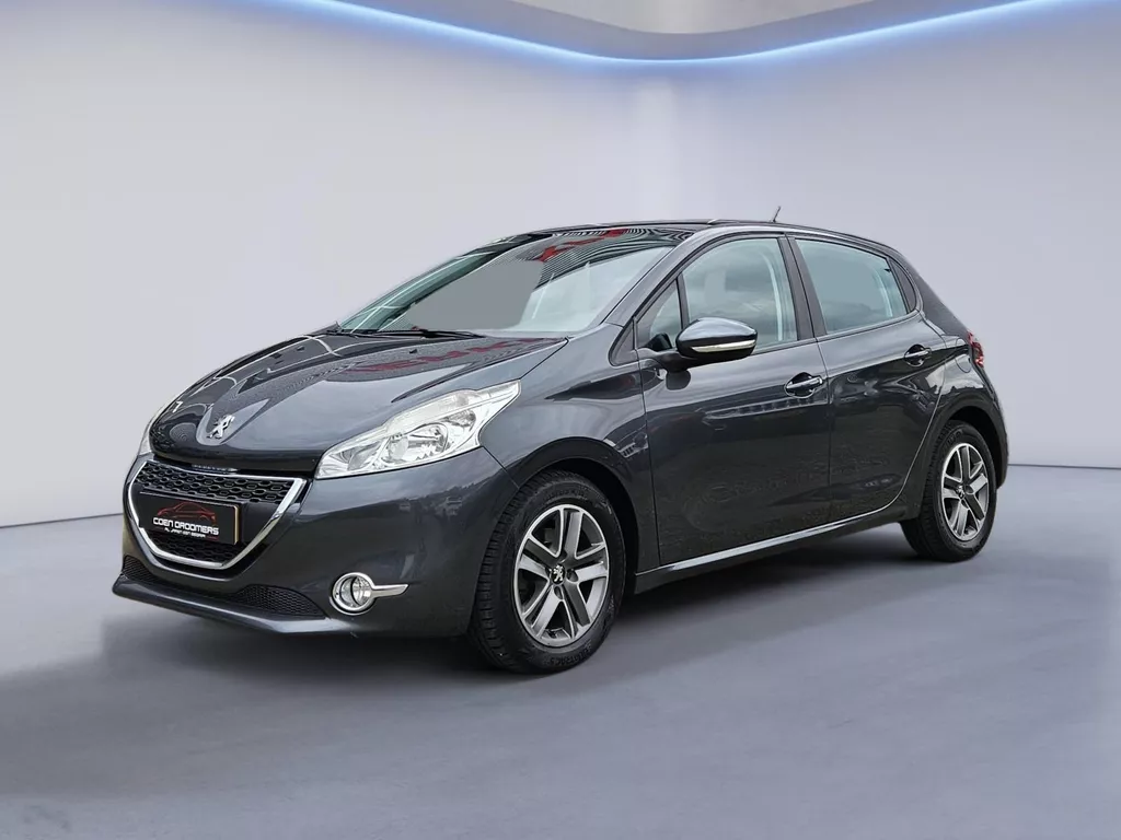 Peugeot 208 1.4 VTi Envy /Cruise Control/Climate Control/Licht&amp;Regensensor/Parkeersensoren/Navi/Bluetooth/15''LMV/(MET GARANTIE*)