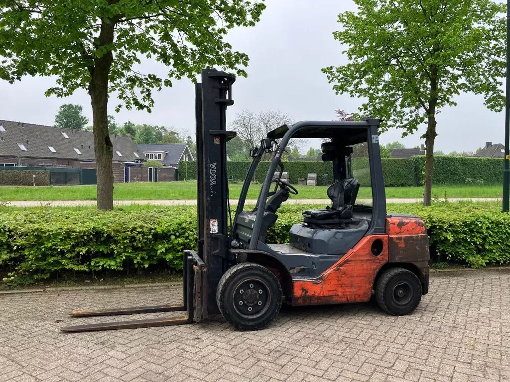 te koop toyota heftruck D-52-8FD30