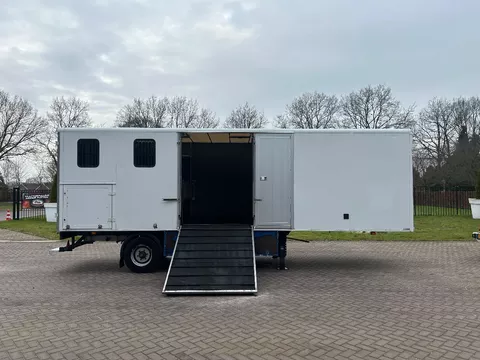 kuiper be oplegger 6.9 ton paardentrailer