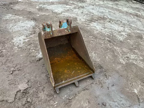 te koop graafbak minigraver