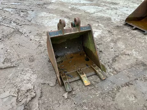 te koop graafbak minigraver