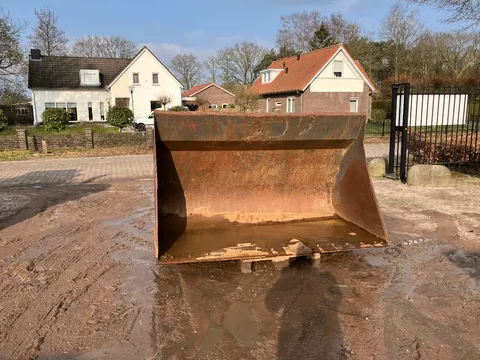 te koop volvo shovel bak/schepbak