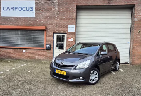 Toyota Verso 1.8 VVT-i Business Titanium Navi Winterset PDC Cruise Airco Trekhaak APK