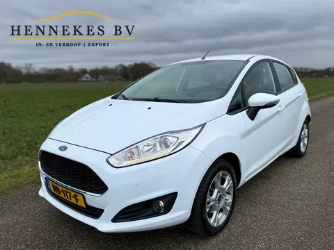 Ford Fiesta 1.0 Style Ultimate Led / Navi / Pdc / Stuurwielbediening