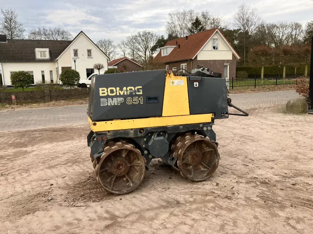 te koop bomag BMP 851 schapenpootwals/trilwals