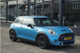 Mini Mini 2.0 Cooper S Chili Serious Business | Pano