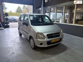 Opel Agila 1.0-12V Essentia