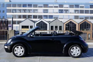 Volkswagen New Beetle Cabriolet 1.6 Highline