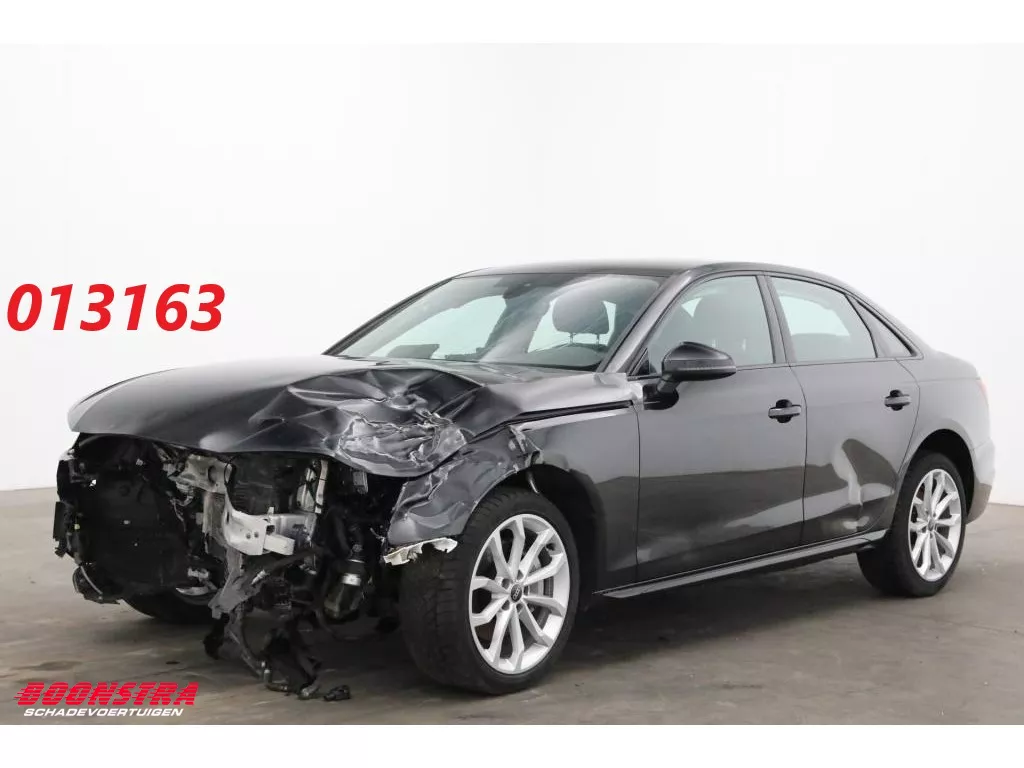 Audi A4 Limousine 40 TDI S-Tronic Navi Clima Cruise SHZ PDC 40.552 km!