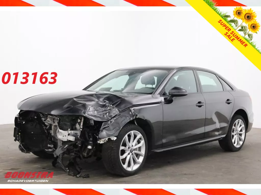 Audi A4 Limousine 40 TDI S-Tronic Navi Clima Cruise SHZ PDC 40.552 km!