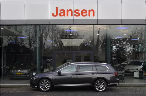 Volkswagen Passat Variant 1.4 TSI PHEV GTE Business | Nappa Leder | Pano | Trekhaak | Camera | Navi | Head-up | ACC | 18" Volkswagen Passat Variant 1.4 TSI PHEV GTE Business | Nappa Leder | Pano | Trekhaak | Camera | Navi | Head-up | ACC | 18"