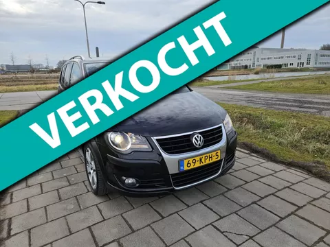 Volkswagen Touran 1.4 TSI Cross