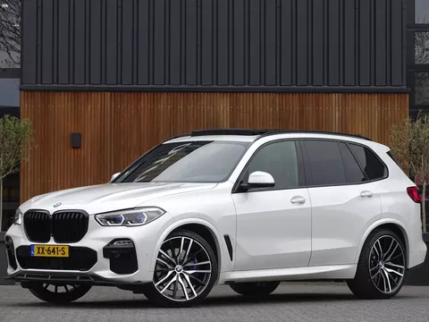 BMW X5 40i 341PK X-drive / M-Sport / Individual / Laser *NAP*