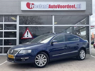 Volkswagen Passat 3.2 V6 Highline 4M Automaat/Cruise/Volleder/Schuif-kanteldak/Stoelverwarming voor- en achter/
